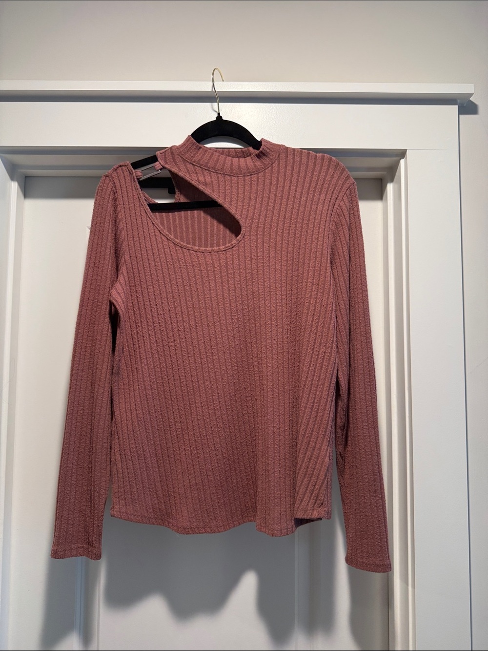 Maurices Dusty Rose Ribbed Long-Sleeve Top with Cutout